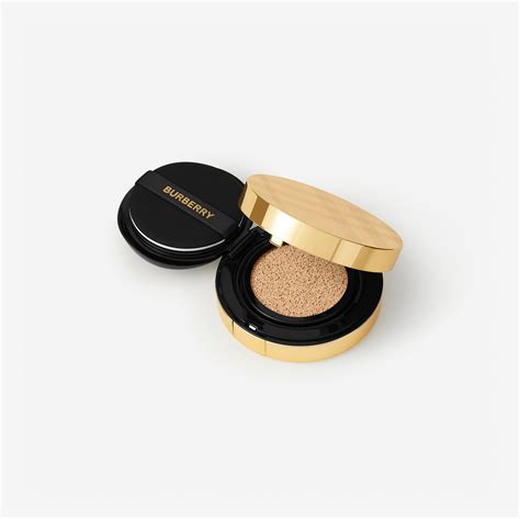 Matte Glow Cushion – 10 Fair Warm 